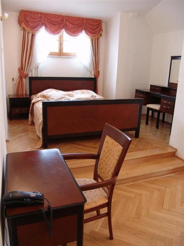 فندق Nałęczówفي  Willa Raj الغرفة الصورة